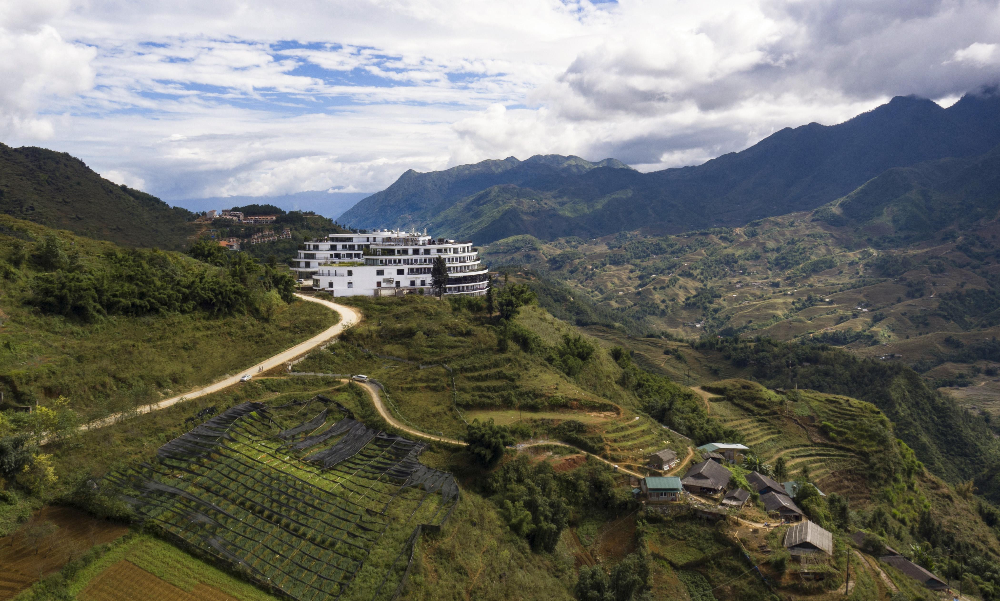 パオス サパ レジャー ホテル エクステリア 写真 The University of North-East Hill, Nagaland